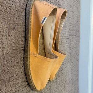 NWOB Soludos Women's Sherbet Orange Espadrilles size 7